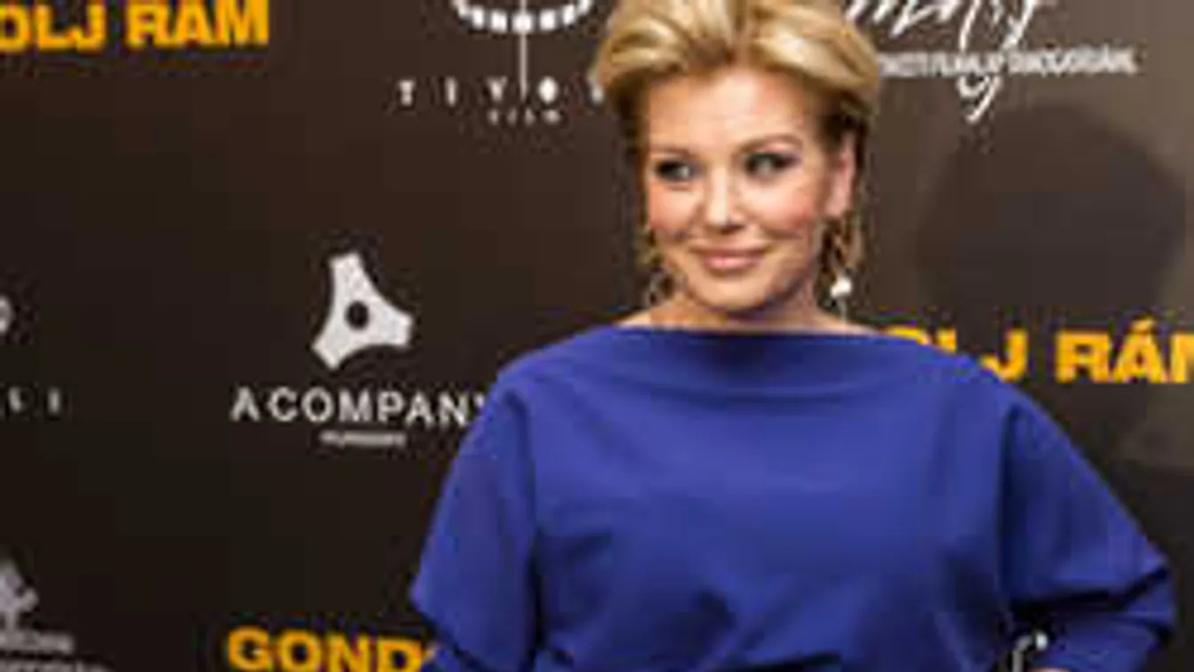 Ilyen a boldogság: Claudia férjével pózol az intim nyaralási fotón