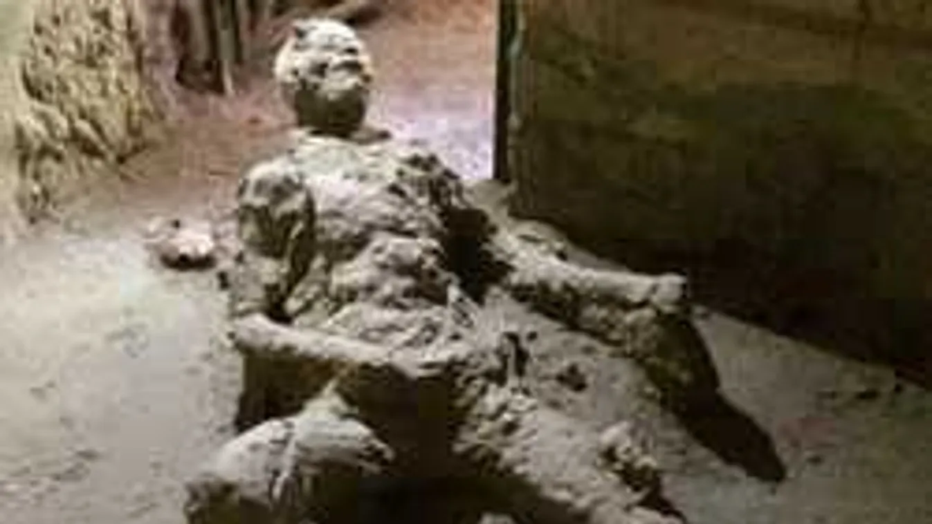 2000 éve dolgozik saját örömén ez a kitartó férfi