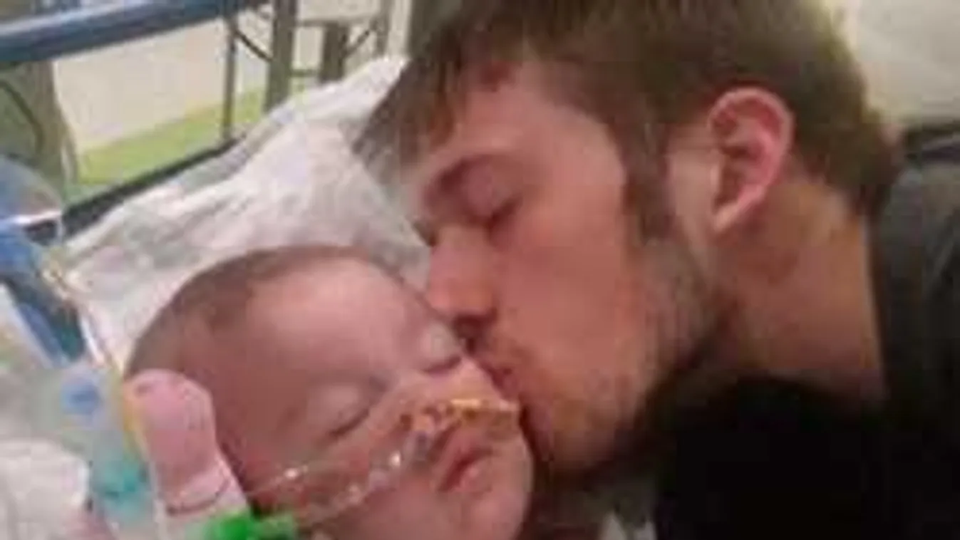 Titokzatos kór gyötri a tizennégy hónapos kisfiút