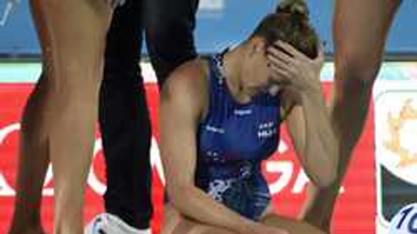 Zokogó lányok a vébén, felfoghatatlan kudarc