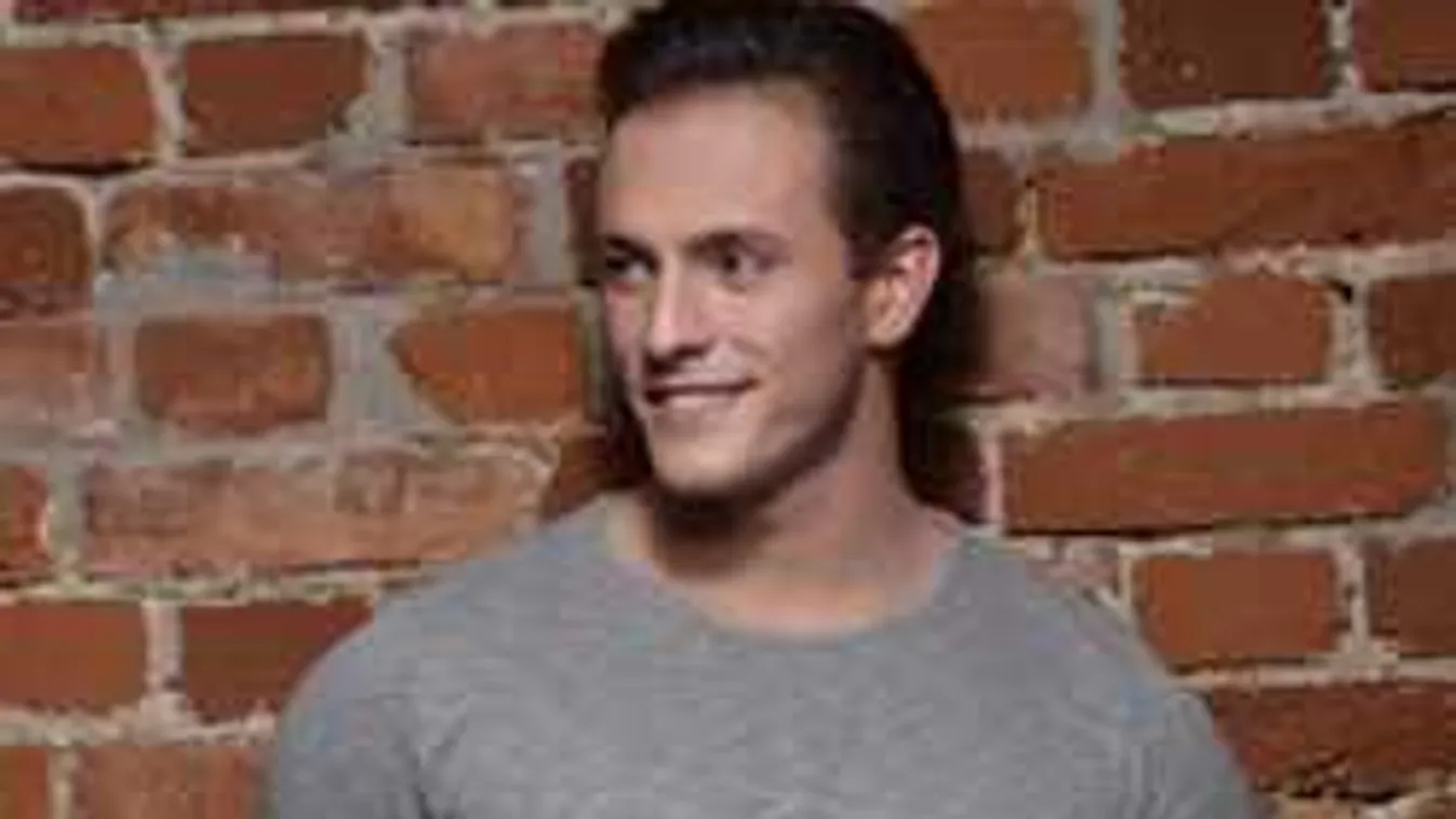 Nem akármilyen örömhírt jelentett be a magyar sztár