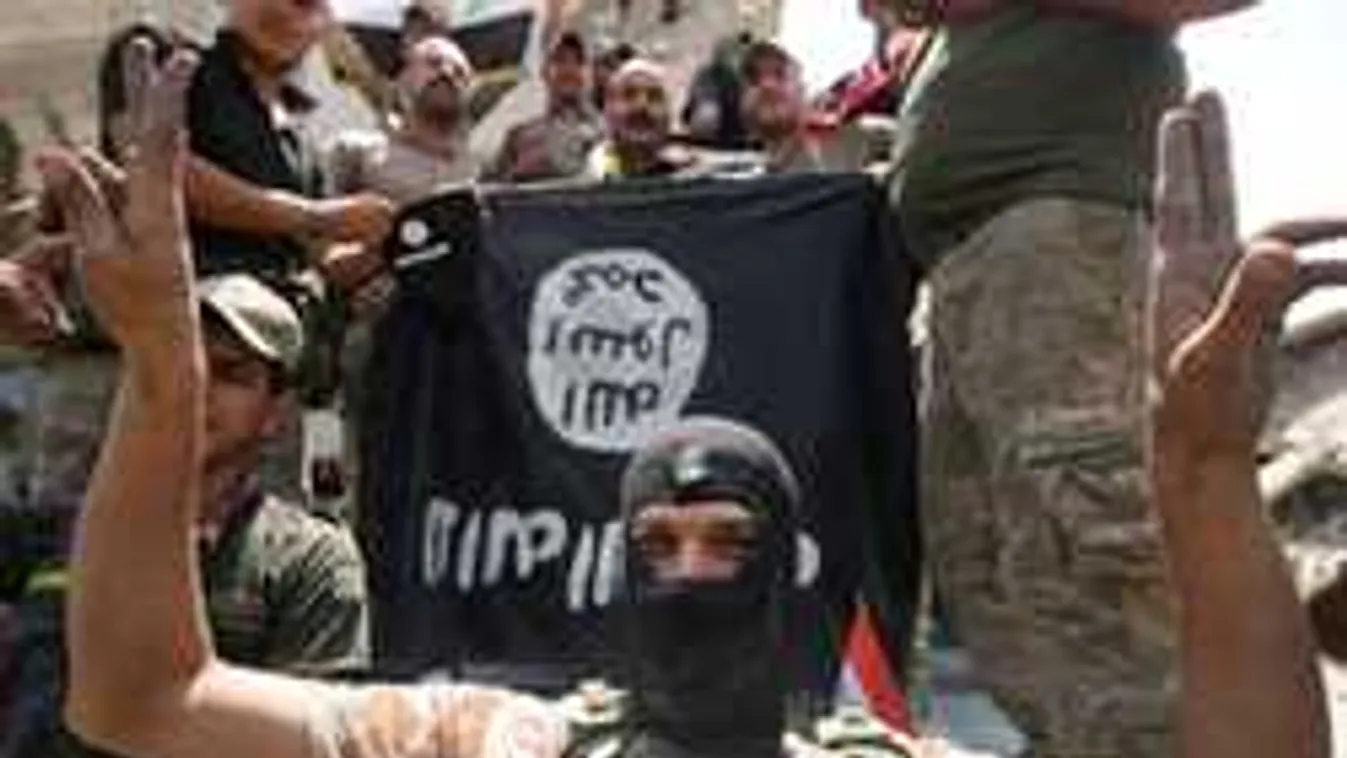 Gyerekével a karjában robbantotta fel magát a terroristafeleség