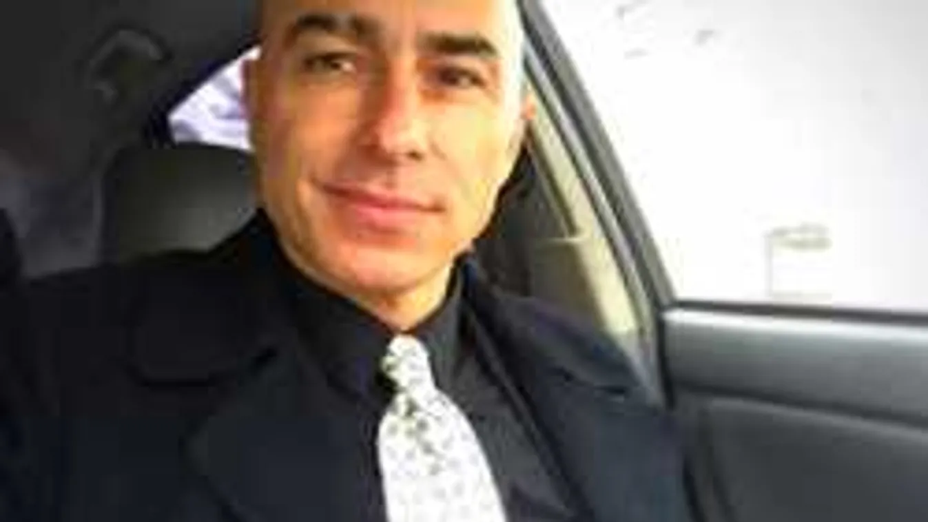 Véres baleset érte Rippel Ferit