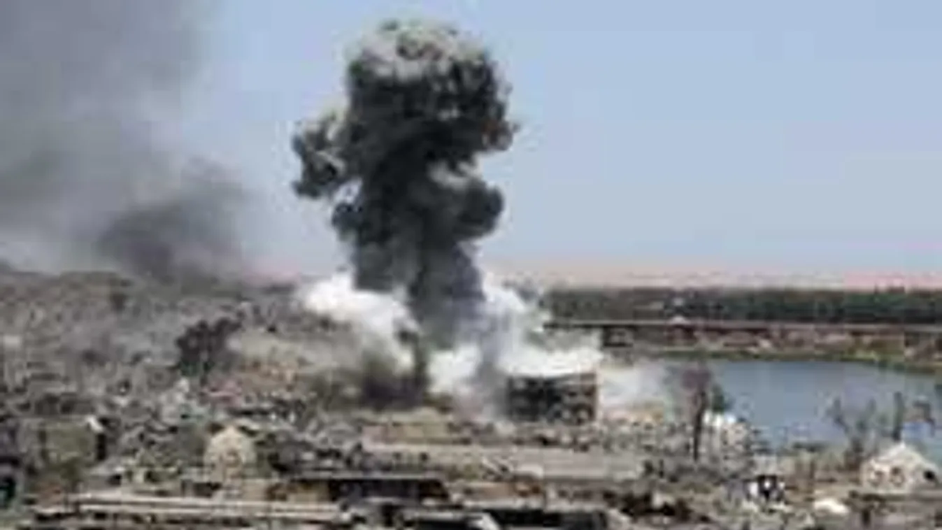 A földi pokolban élnek a terroriståk közt rekedt civilek