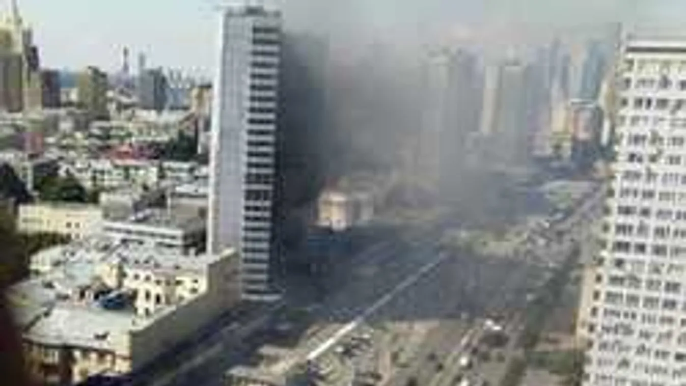 Most jött a hír: nagy a baj, lángokban áll egy toronyház