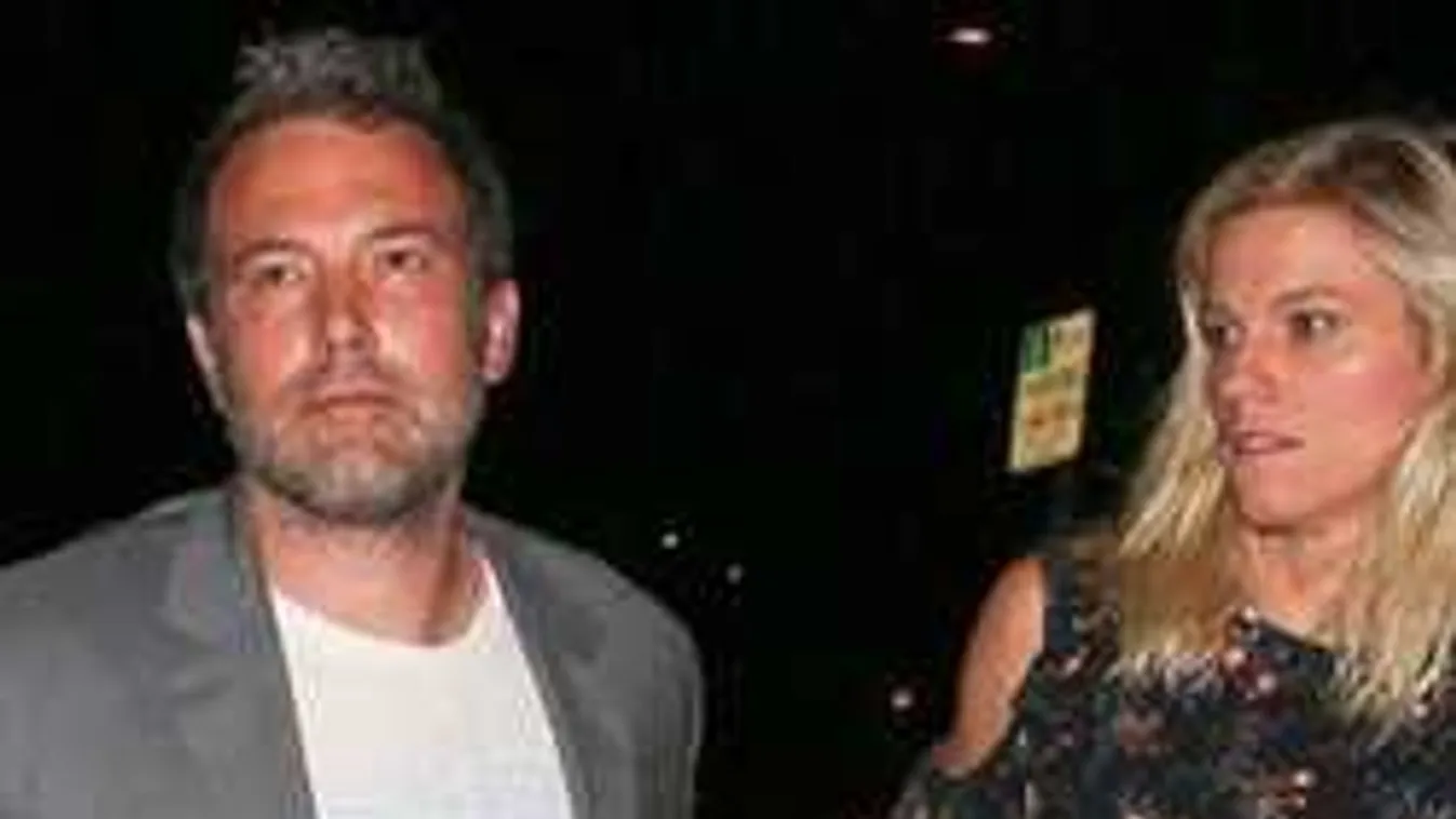 Ez gyorsan ment: még el sem vált, máris új nővel él a szépfiú