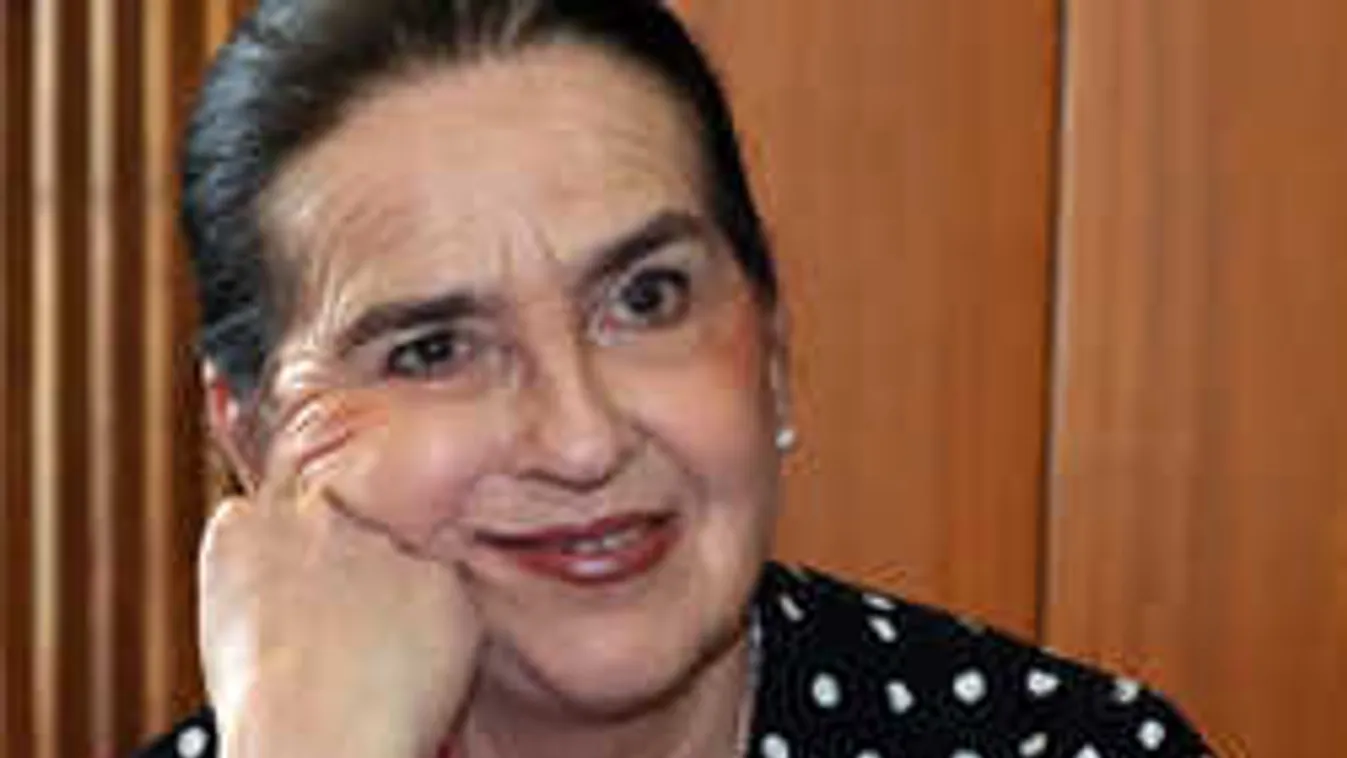 Váratlan fordulat Oszteréknél: egy hónapra újra összeköltöztek