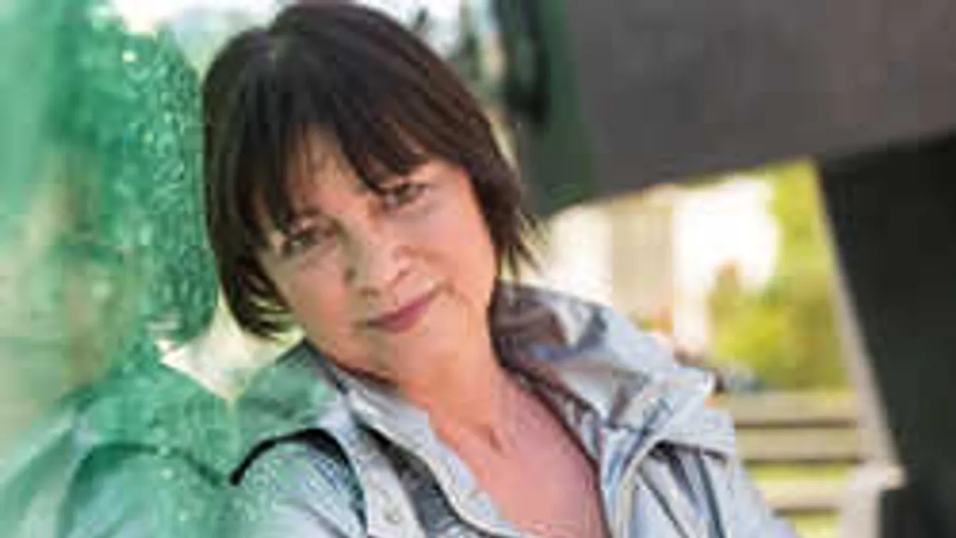 Még mindig férjét gyászolja a legendás magyar színésznő