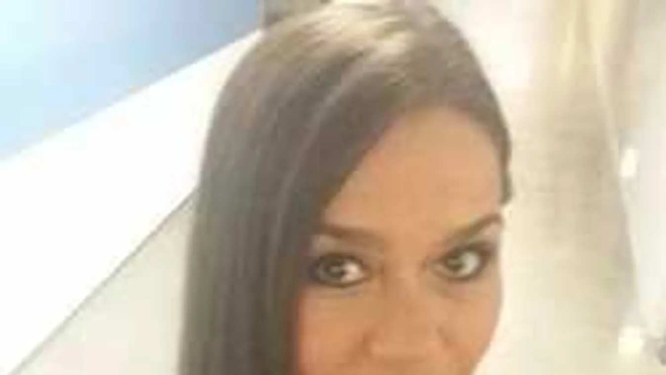 Negyvenhét évesen is ultraszexi bikiniben Geszler Dorottya