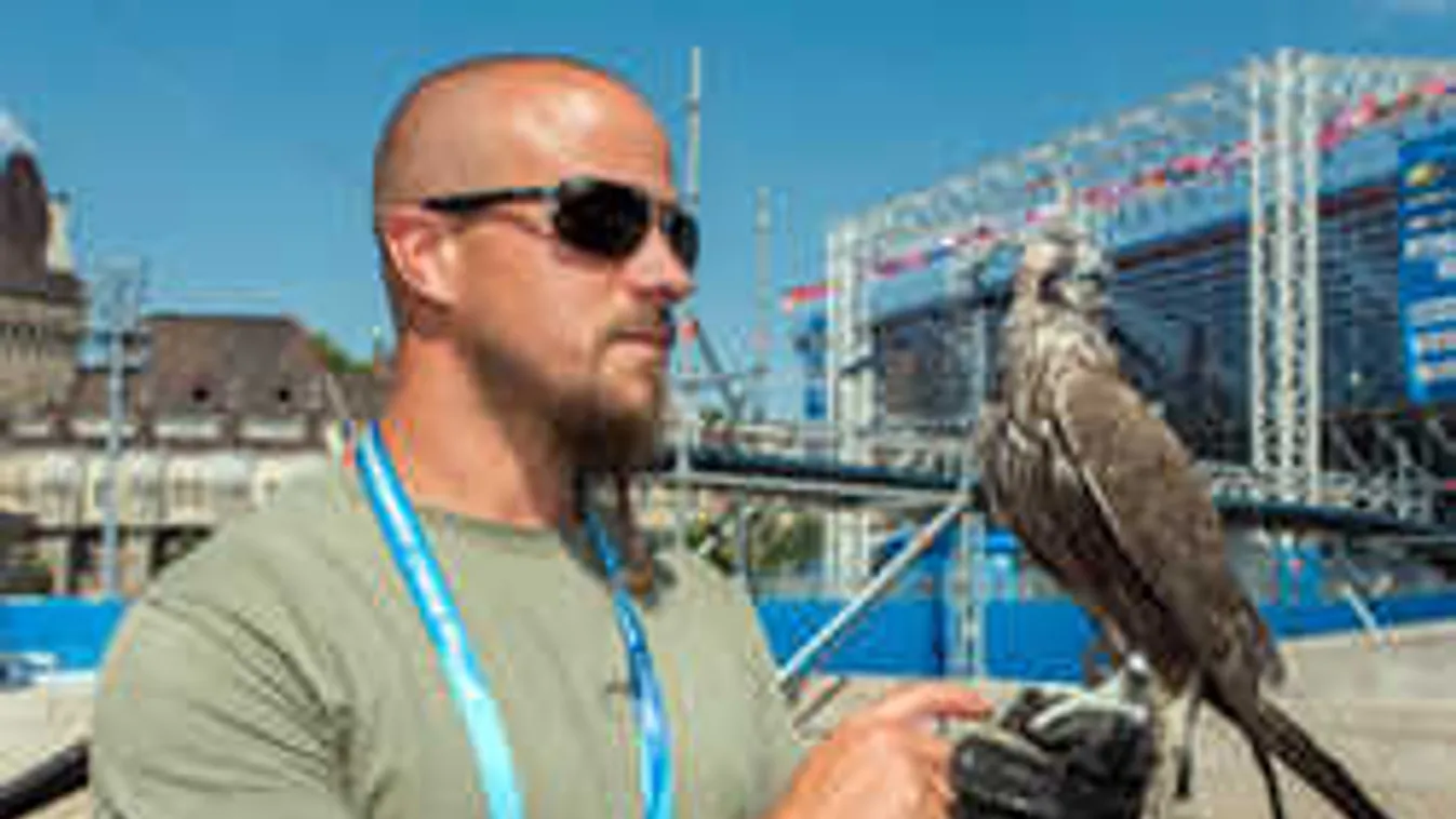 Furcsa trükkel tartották távol a madarakat a vizes vébétől