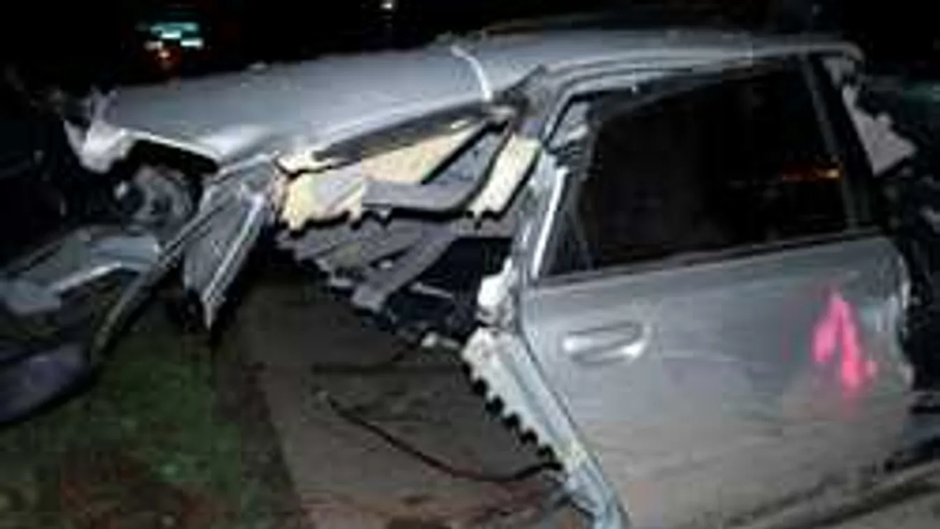 Borzalmas balesetben halt szörnyet két magyar fiatal Szlovákiában