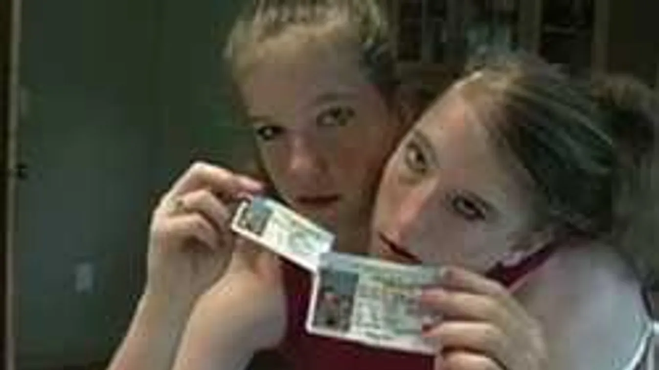 Tanár lett a kétfejű nőből