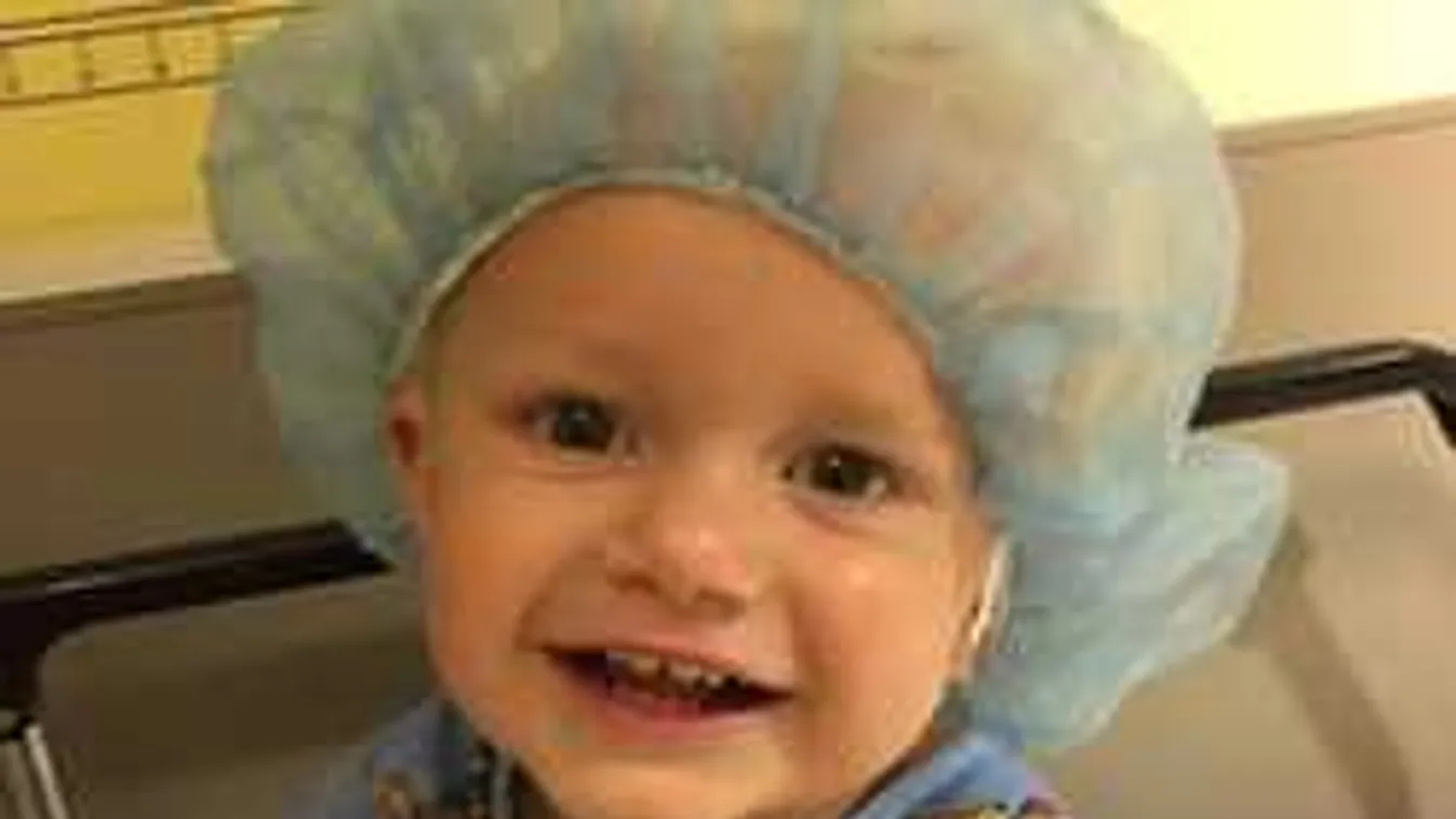 Új orvosi módszer segíti a siket gyermeket