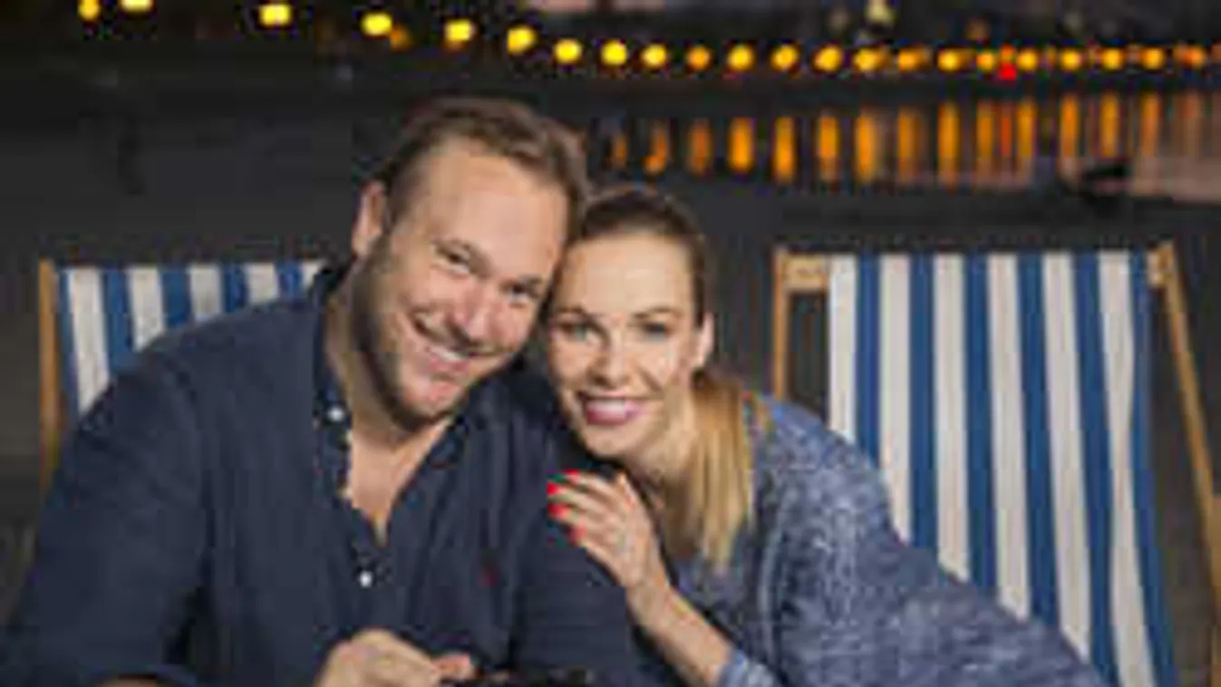 Gólyahír! Megszületett a magyar sztárpár első gyermeke