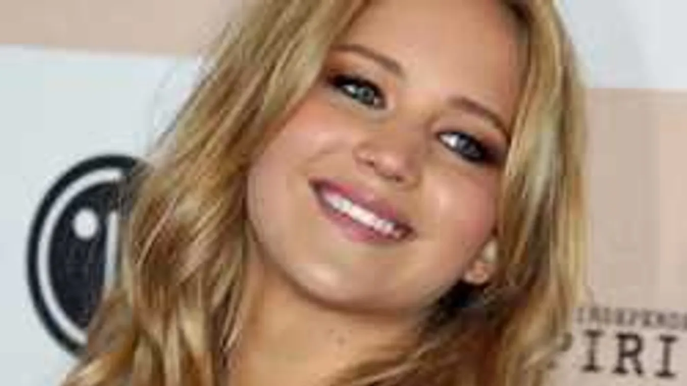 Meztelenre vetkőzött egy magazin kedvéért Jennifer Lawrence!