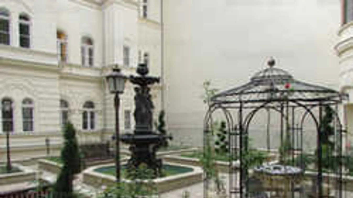 A legnagyobb magyar lottónyeremény sem lenne elég erre a budapesti házra