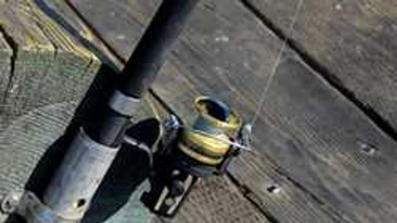 Csak álltak és nézték a haláltusát: tóba fulladt a horgász Kőszegen