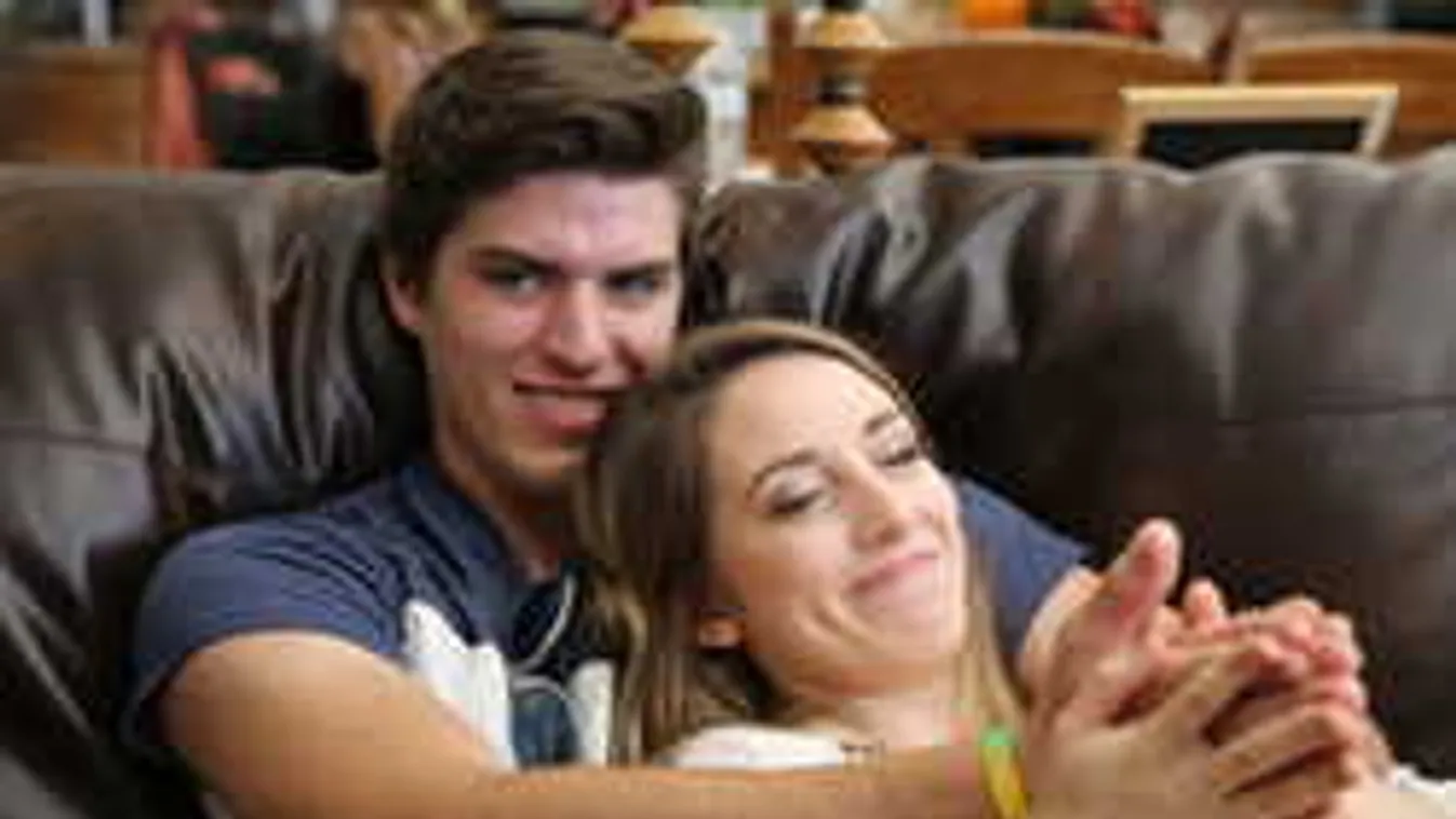 Így lehet boldog mégis a vagina nélkül született lány