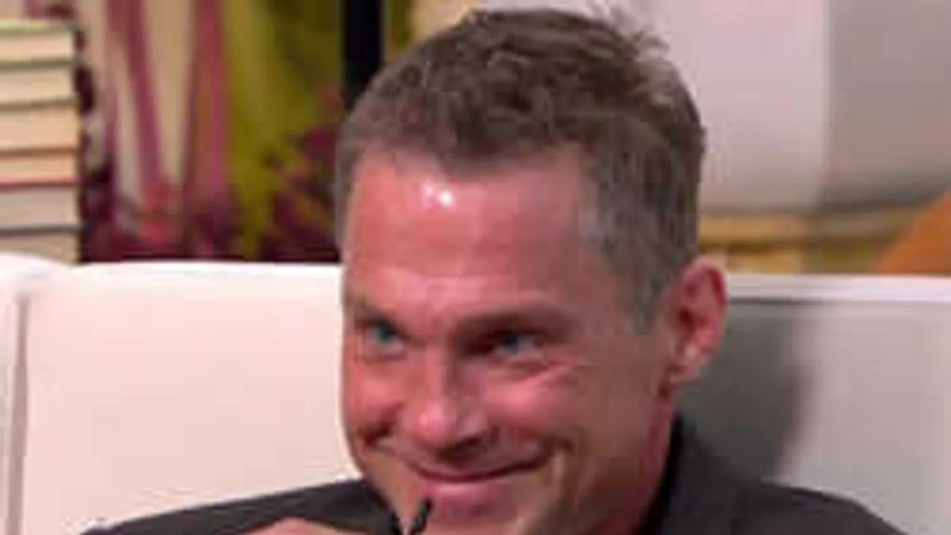 Drogtanyává változott Hujber Ferenc Facebook-oldala!