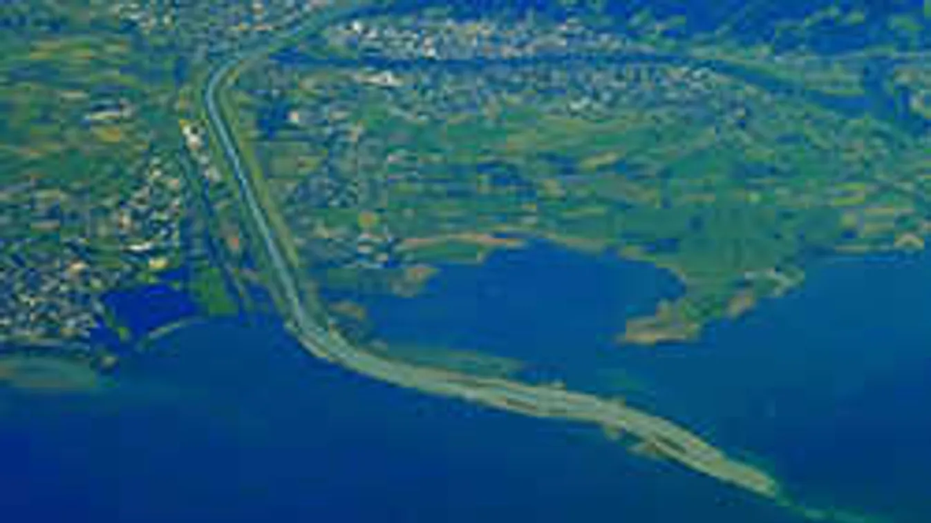 Most közölték: lezuhant egy repülő, mindenki meghalhatott