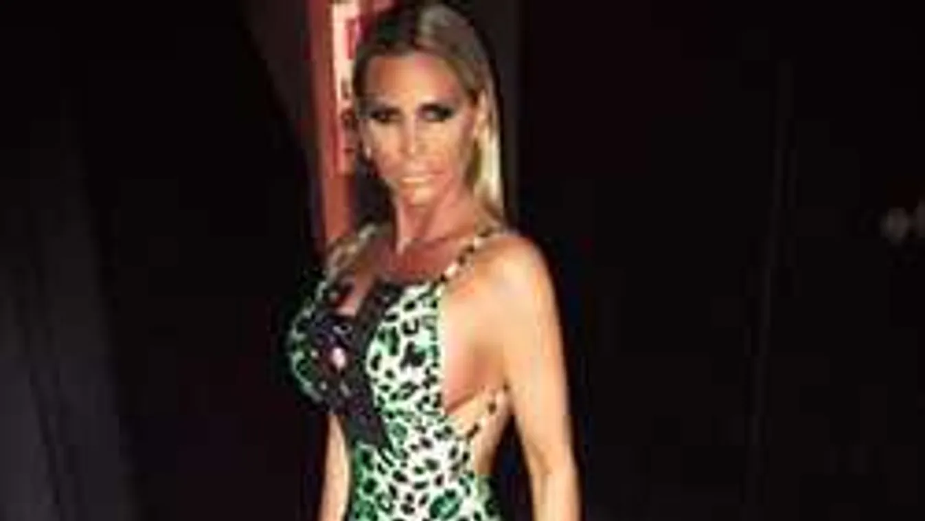 A levelek buktatták le: megcsalta férje a népszerű tévést