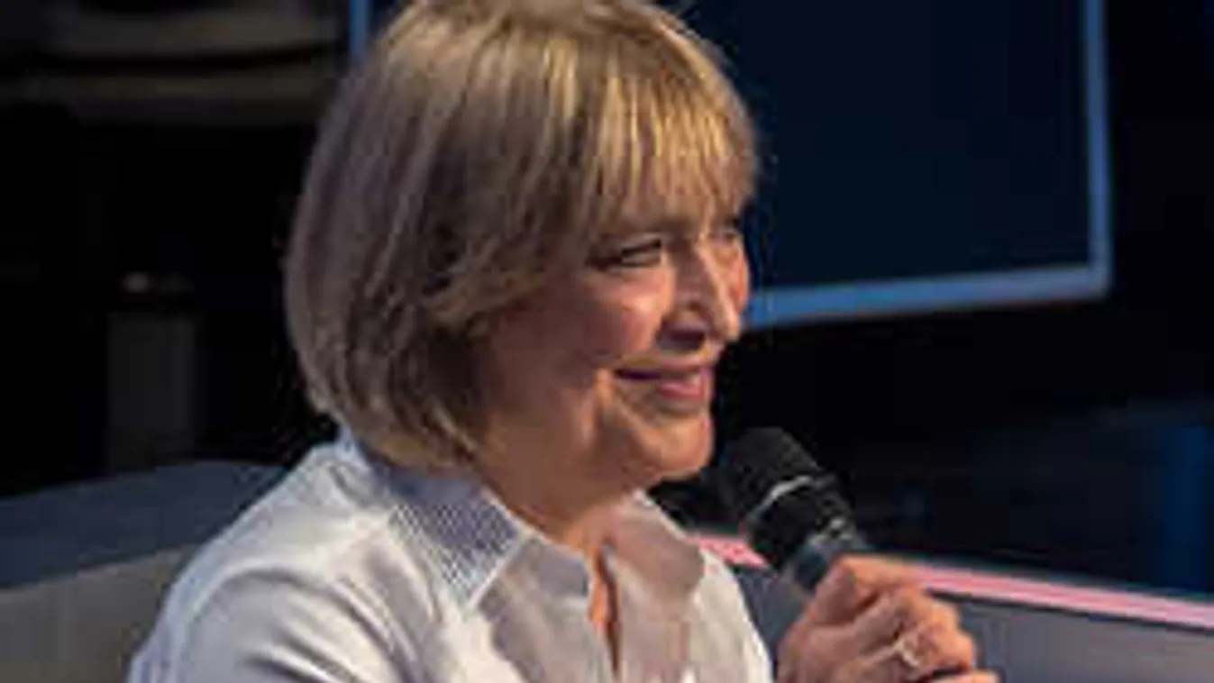 Fájdalmas vallomás: már soha nem lehet édesanya a magyar énekesnő