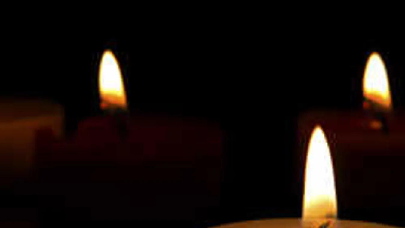 Gyászol a sztárvilág: nem tudtak elbúcsúzni a divatpápától