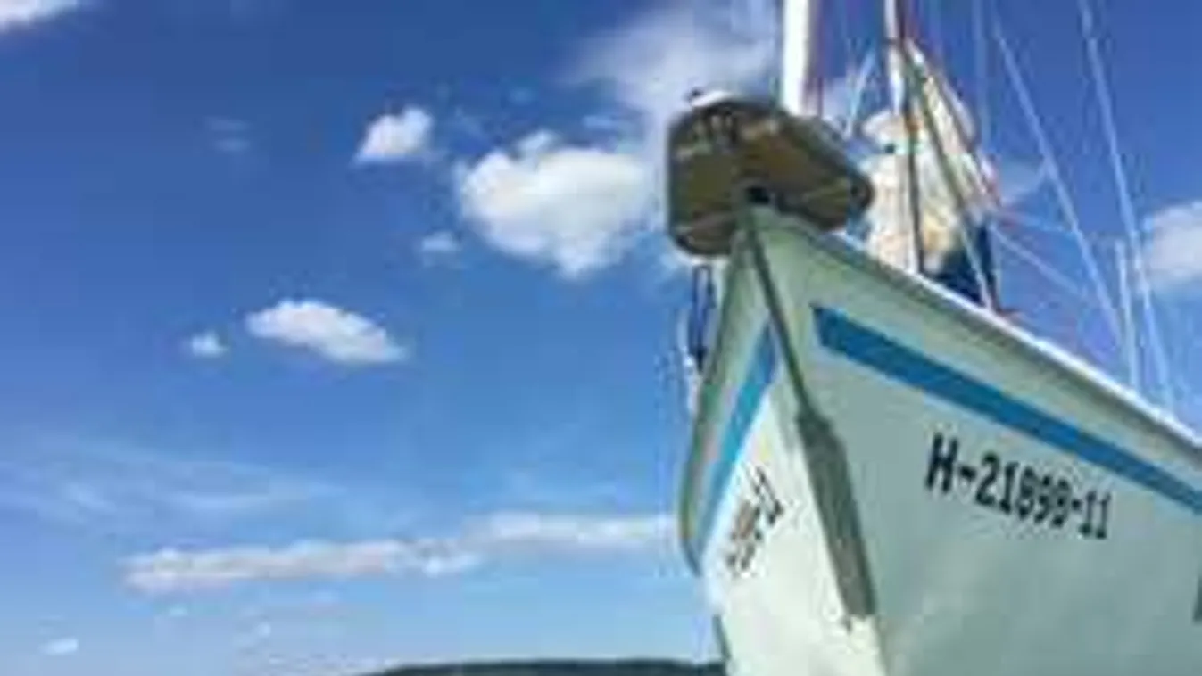 Tragédia történt a nyaraláson: holtan esett össze két tini