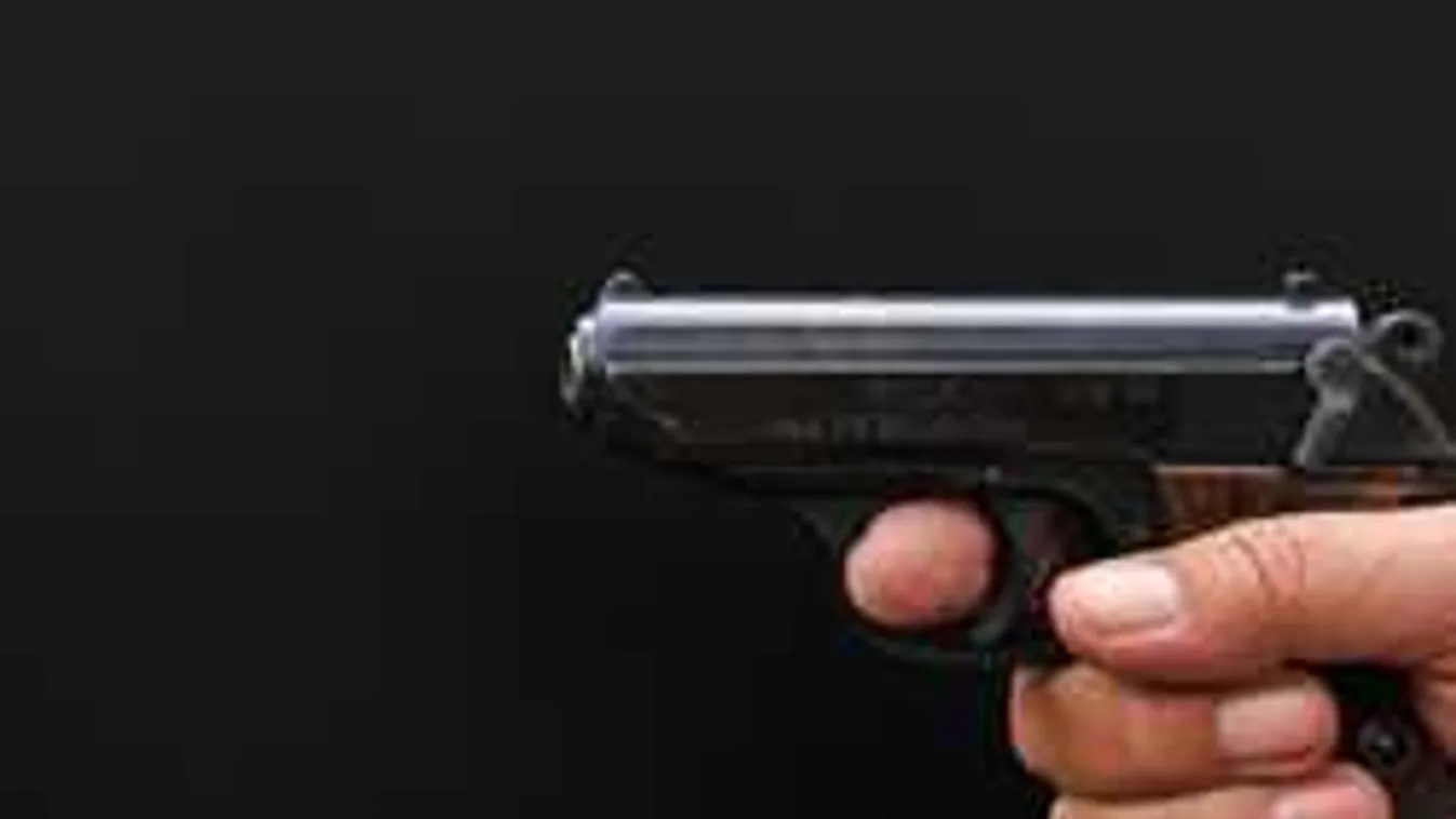 Lezárták a környéket: fegyveres alak rontott be a bíróságra, lövések dördültek