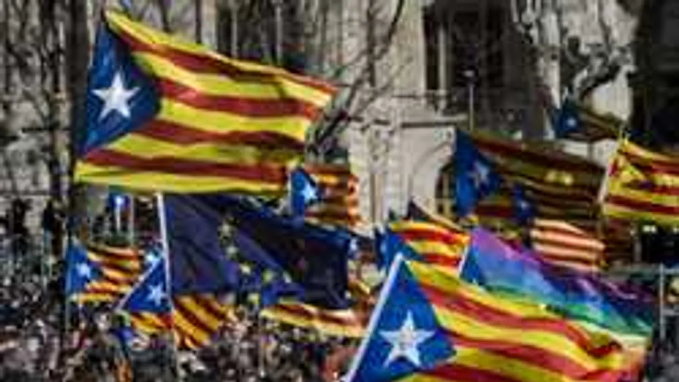 Pánikol Spanyolország: mi lesz Barcelonával?