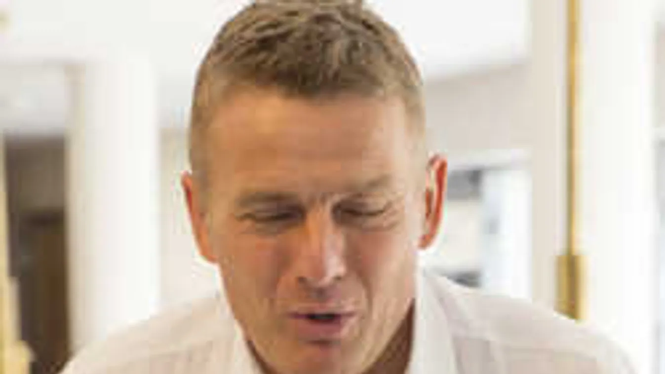 Durván nyilatkozott Rékasi Károly a balesetét okozó autósról!