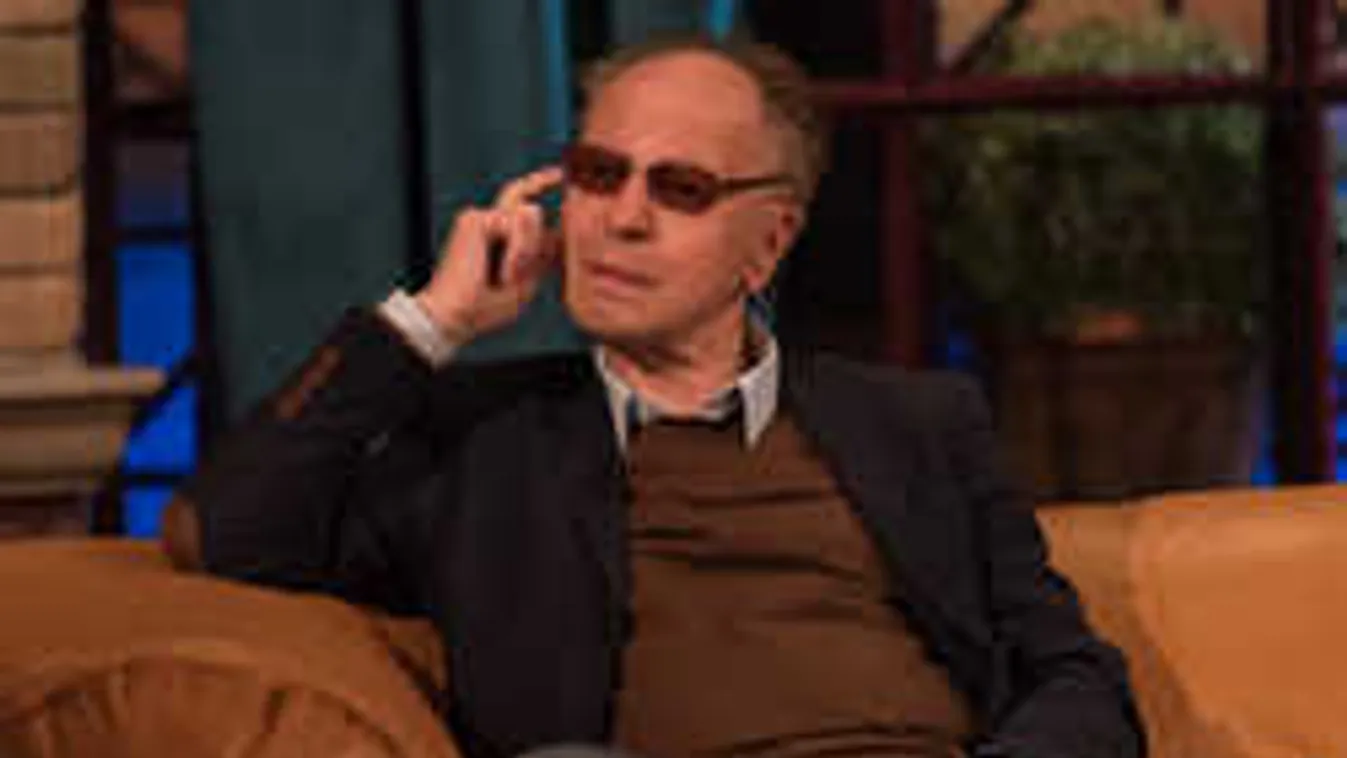 Nem hiszed el, mivel ajándékozta meg családját Balázs Fecó