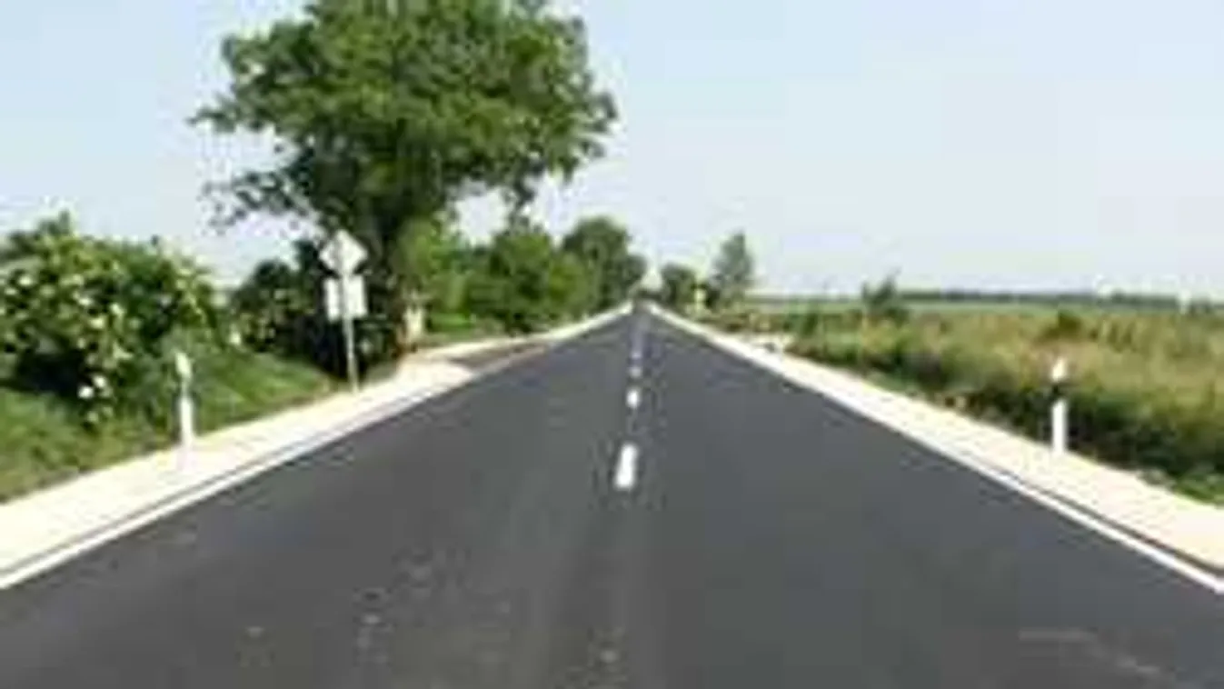 Zajcsökkentő aszfalttal újult meg a 4-es Fegyverneken