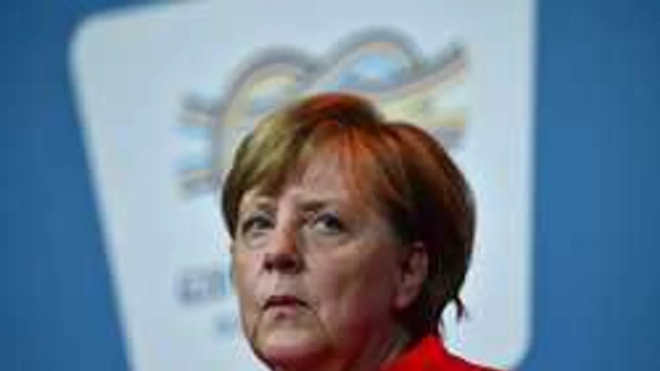 Gyengült Merkel pozíciója a választásokon,  az SPD ellenzékbe vonul