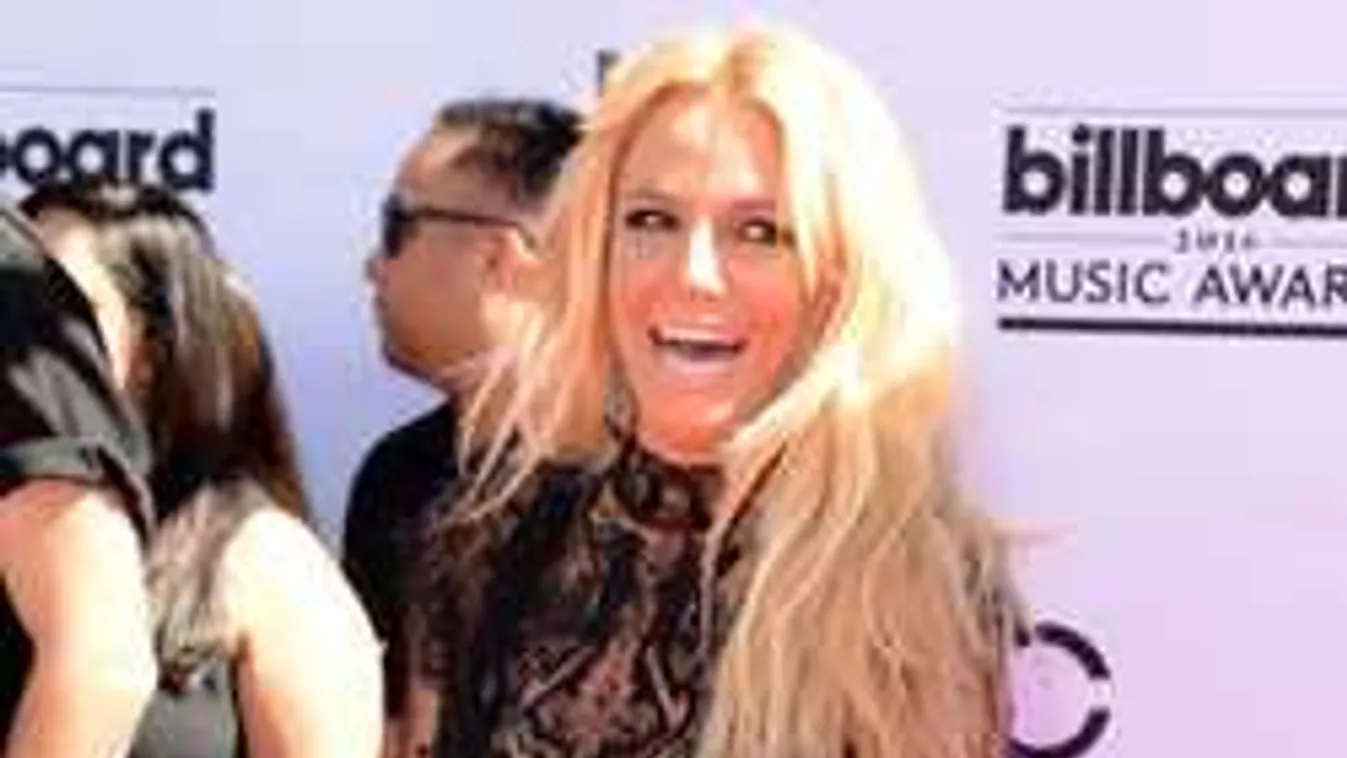 Újabb függőség uralja, két kézzel szórja a pénzt a popdíva