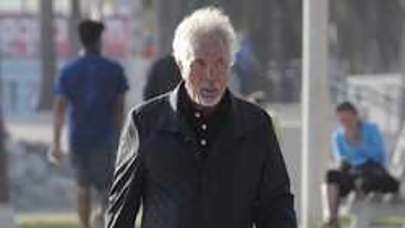 Nagy a baj: összes koncertjét lemondta a beteg sztárénekes