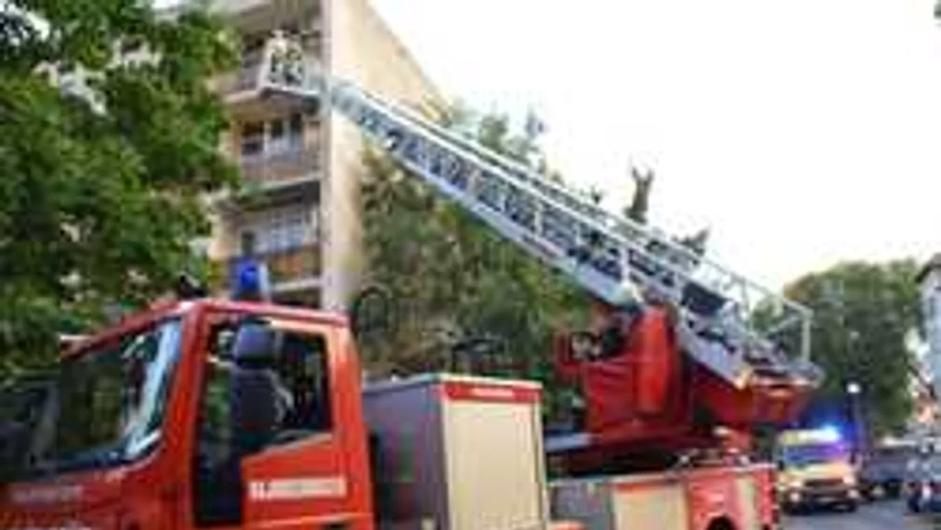 Váratlan fordulat a hajdúszoboszlói tragédiában: mégsem az apa ölt?