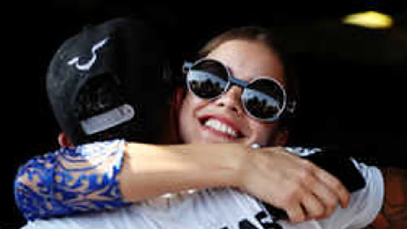 Micsoda buli! Újra egymásra talált Palvin Barbi és Lewis Hamilton