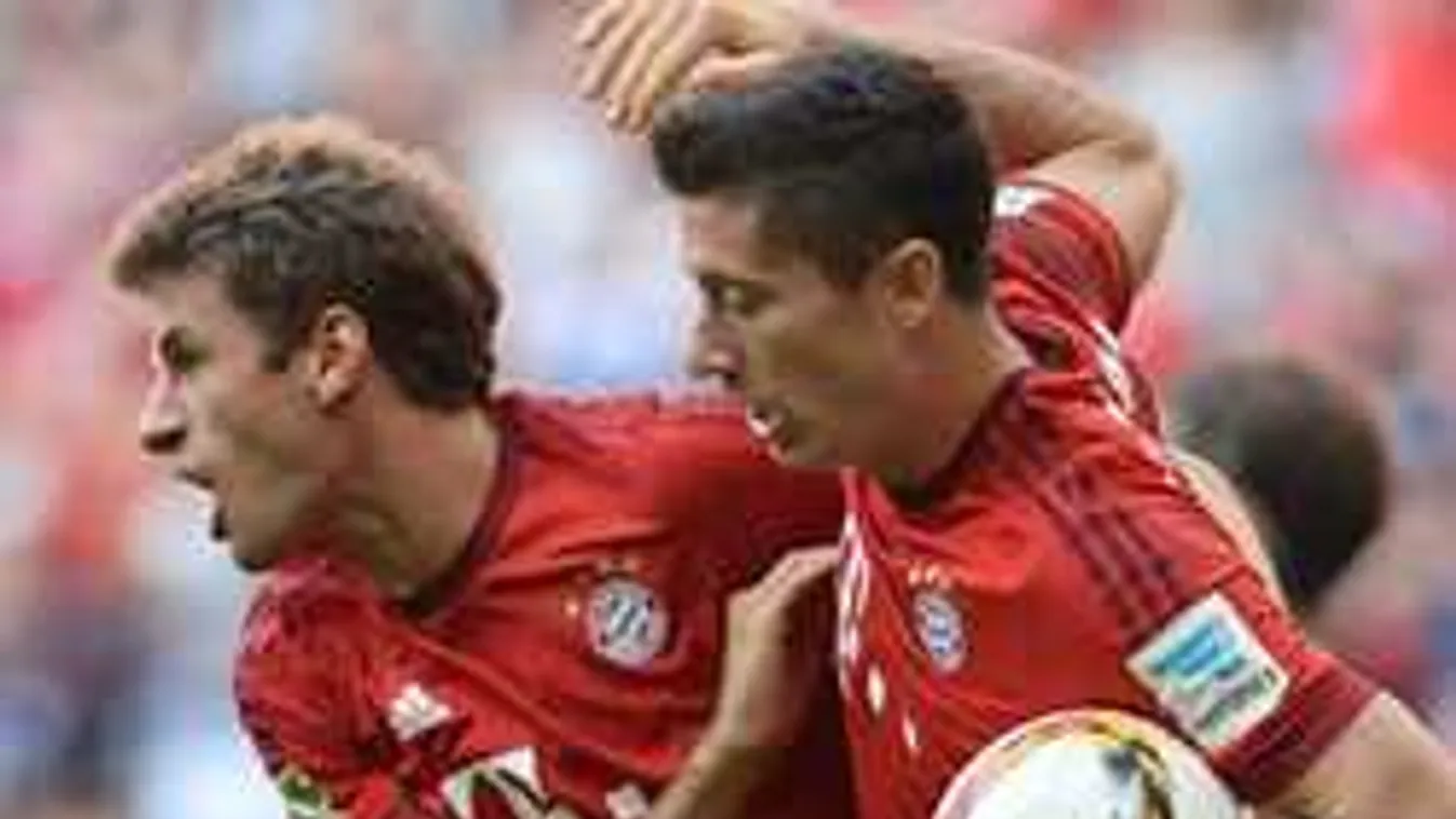 Szexi bugyikat, női combokat sasolt a Bayern focisztárja