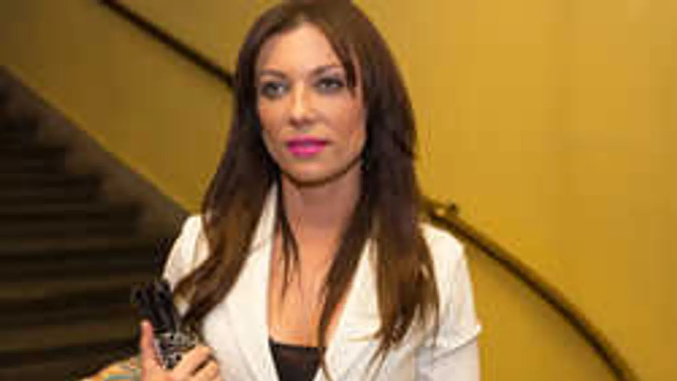 Belestünk Rúzsa Magdi mesés lakodalmára