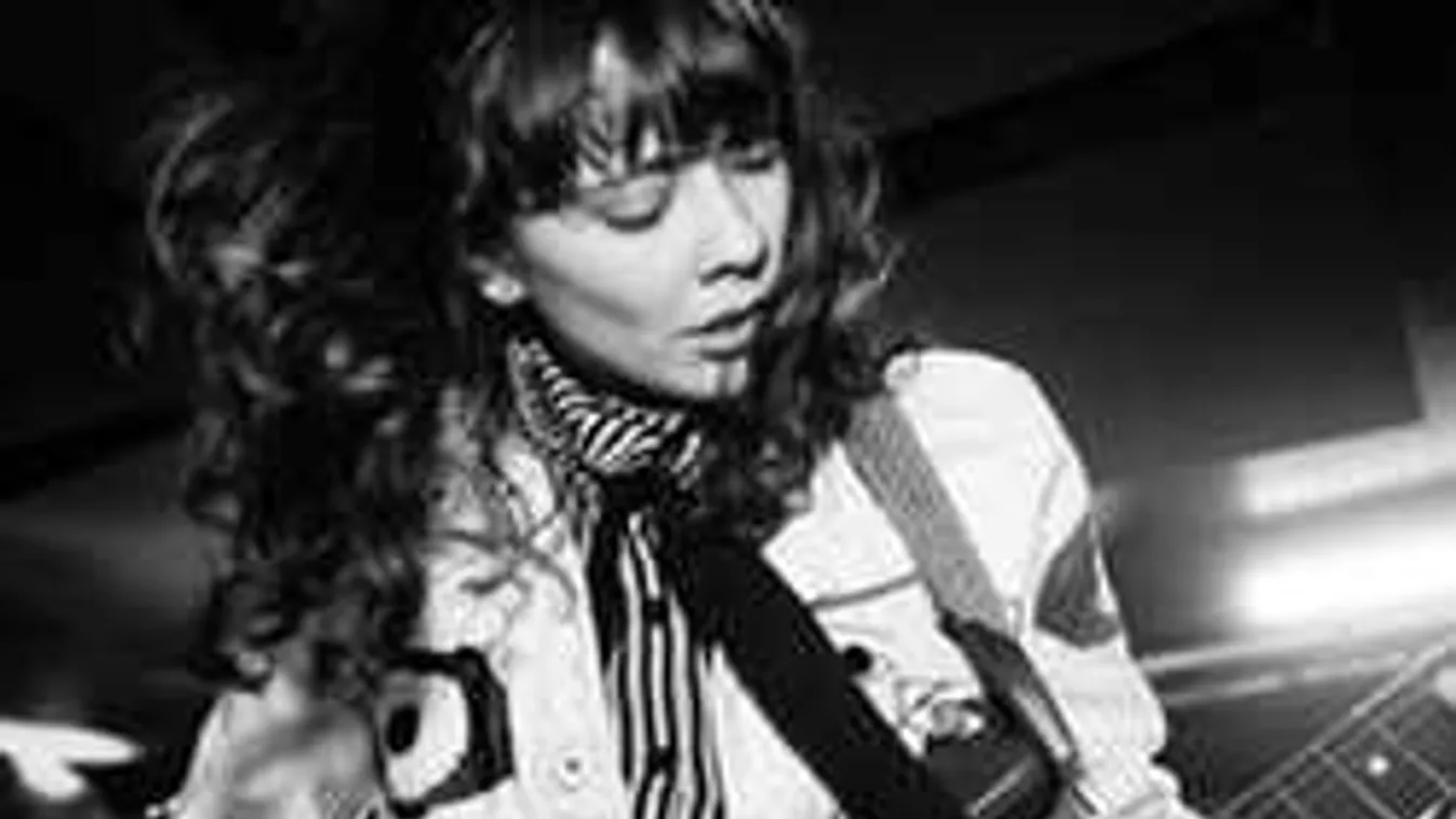 Szomorú hír jött: legyőzte a betegség az énekesnőt