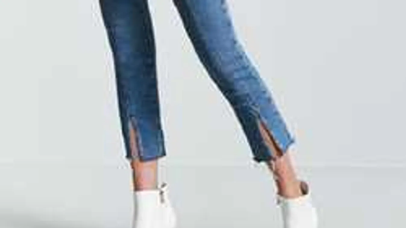 Szexi bokavillantás: Az idei ősz slágere a háromnegyedes farmer