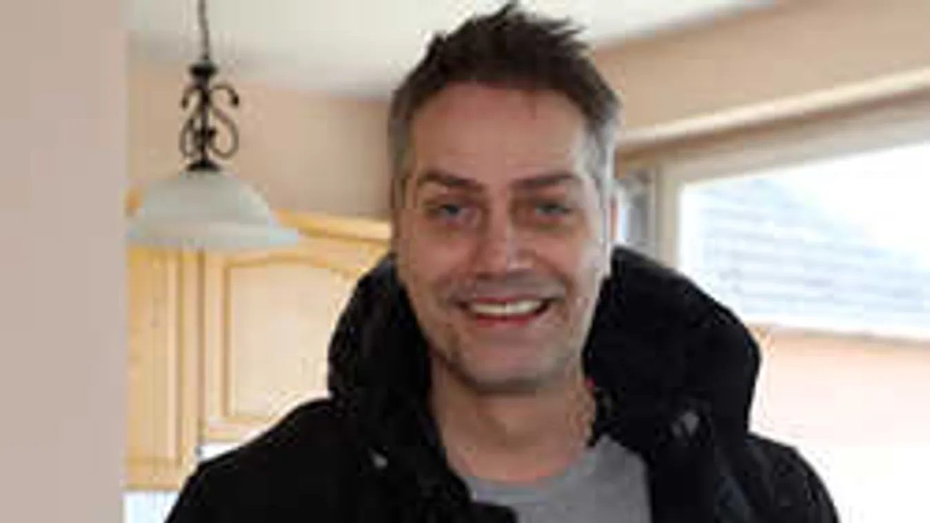 Rákbeteg kisfiúnak segített Harsányi Levente