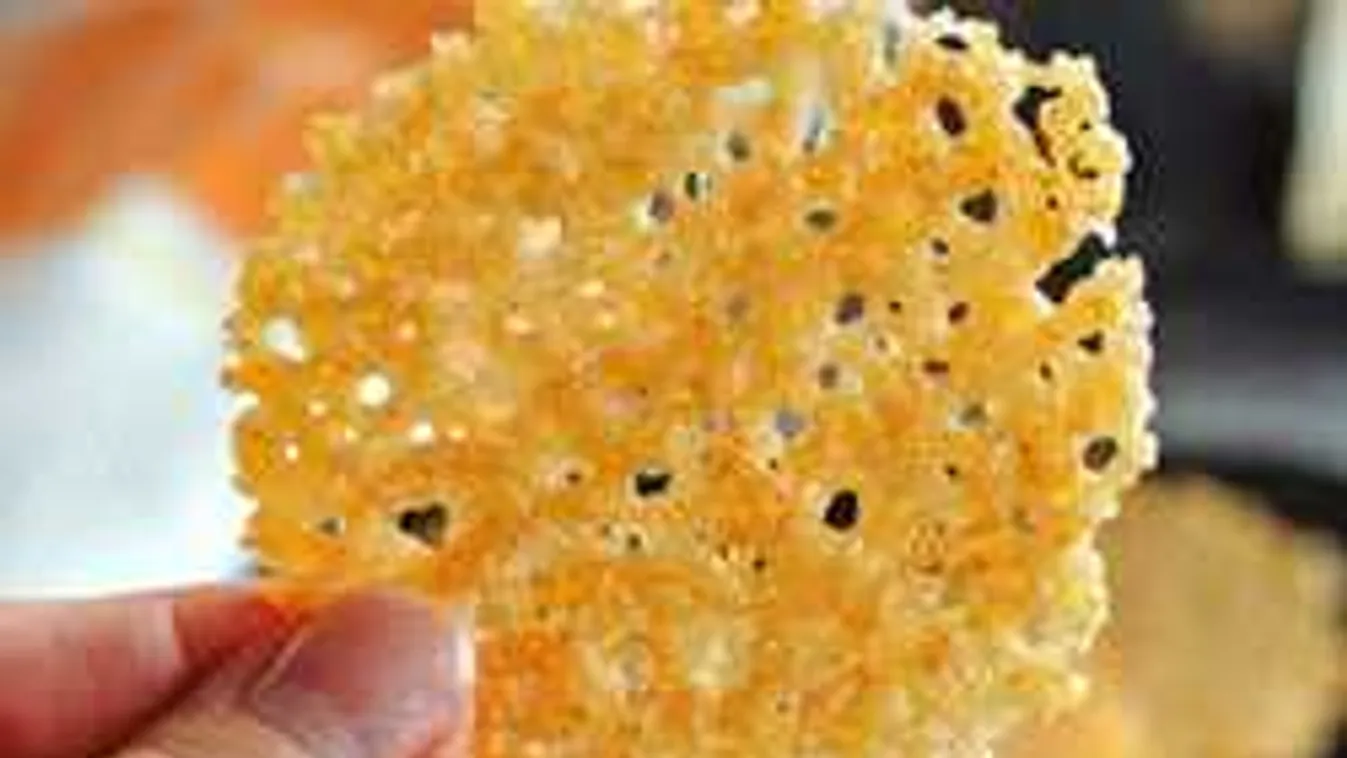 Esti filmezéshez tökéletes ez a diétás szuper sajtchips