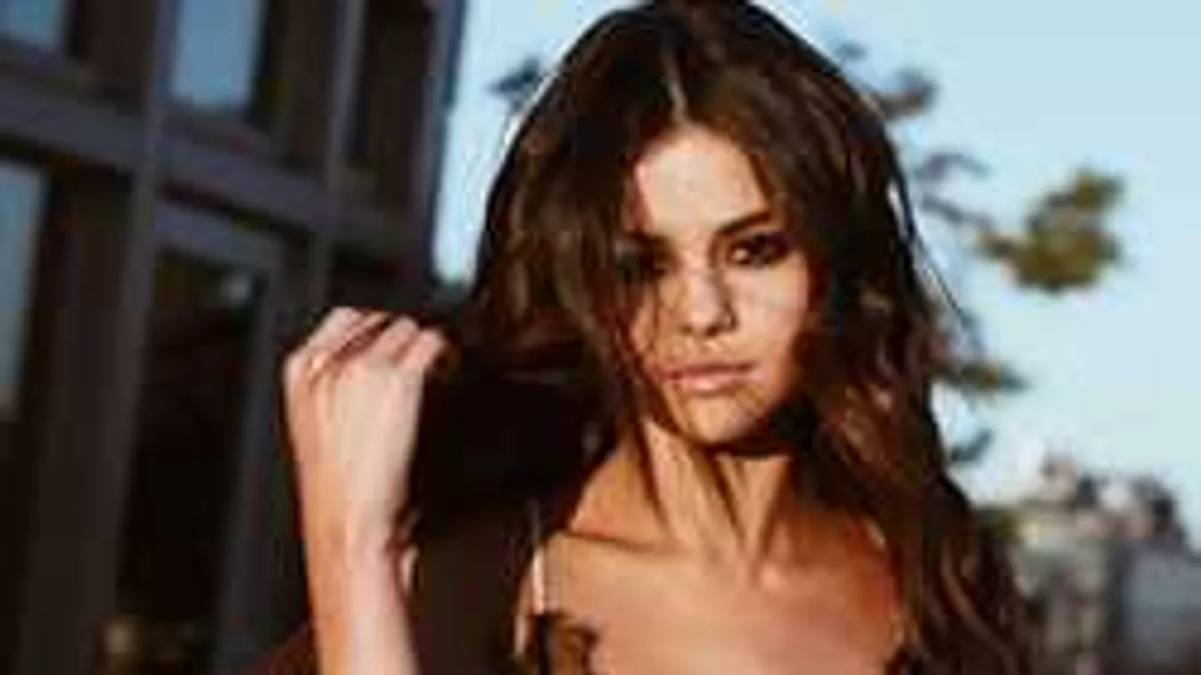 Sokkoló fotót készített a kórházban az énekesnő, ezt művelték vele