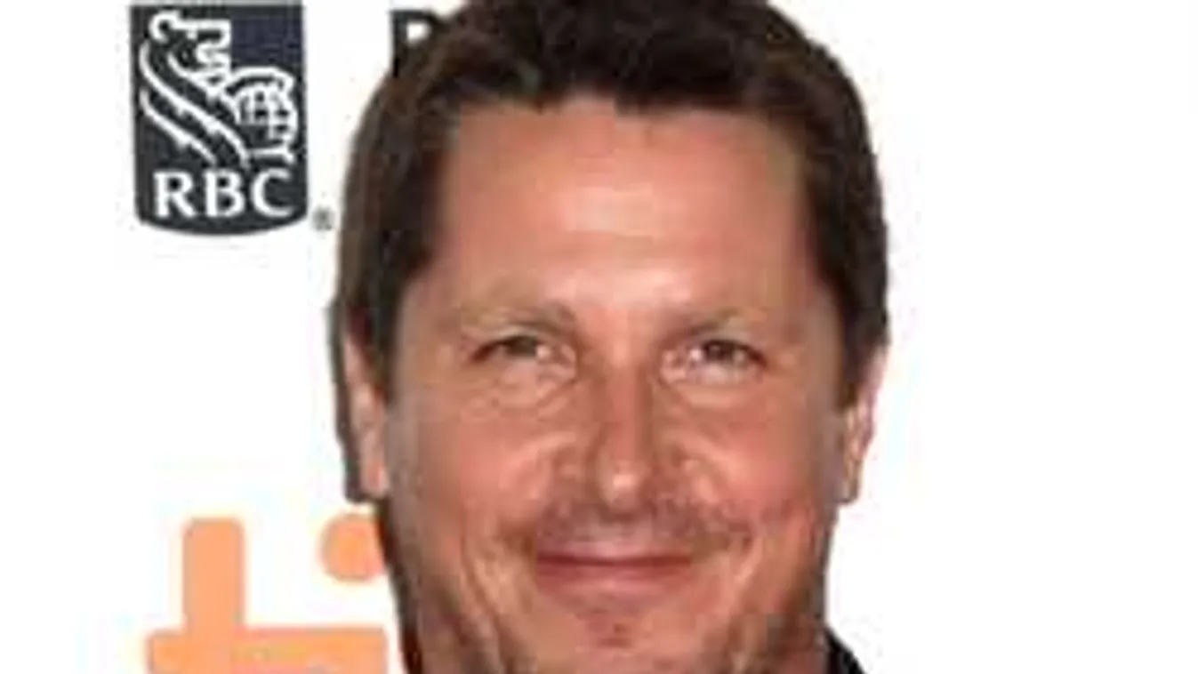 Felismerhetetlenné hízott Batman