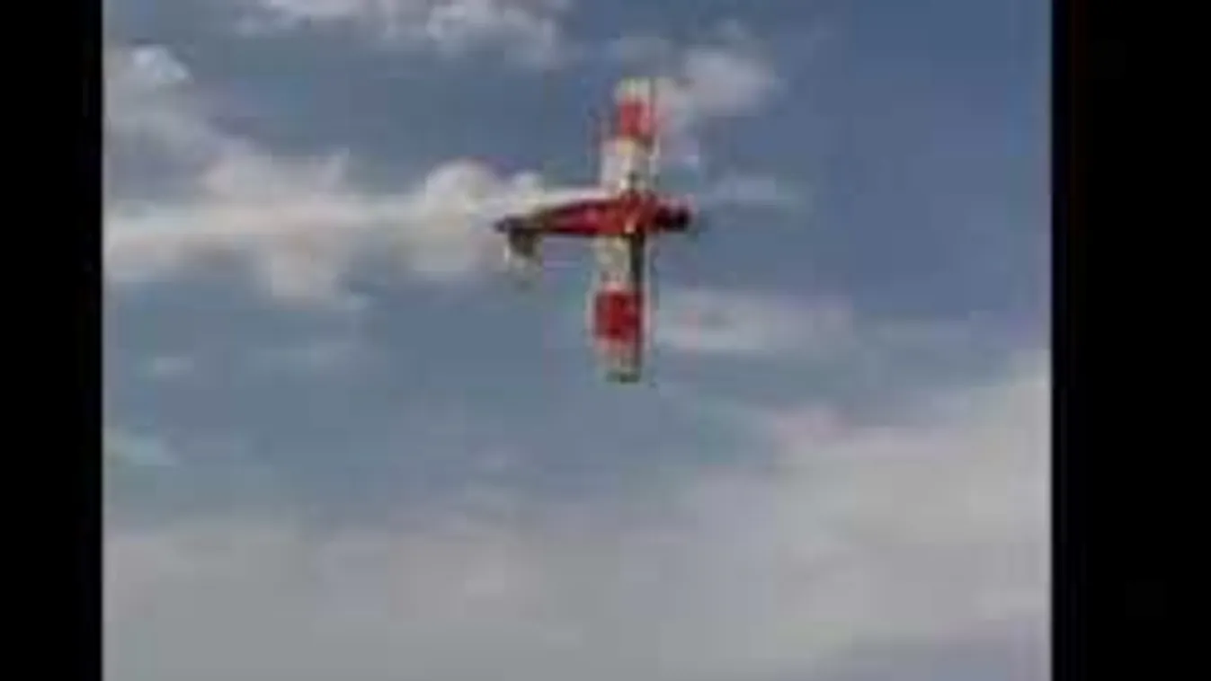 Előkerült egy videó a hétvégi halálos repülőbalesetről!