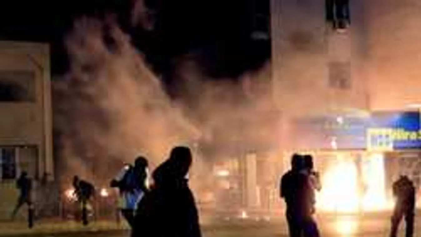 Elszabadult a pokol: lángba borították Athént