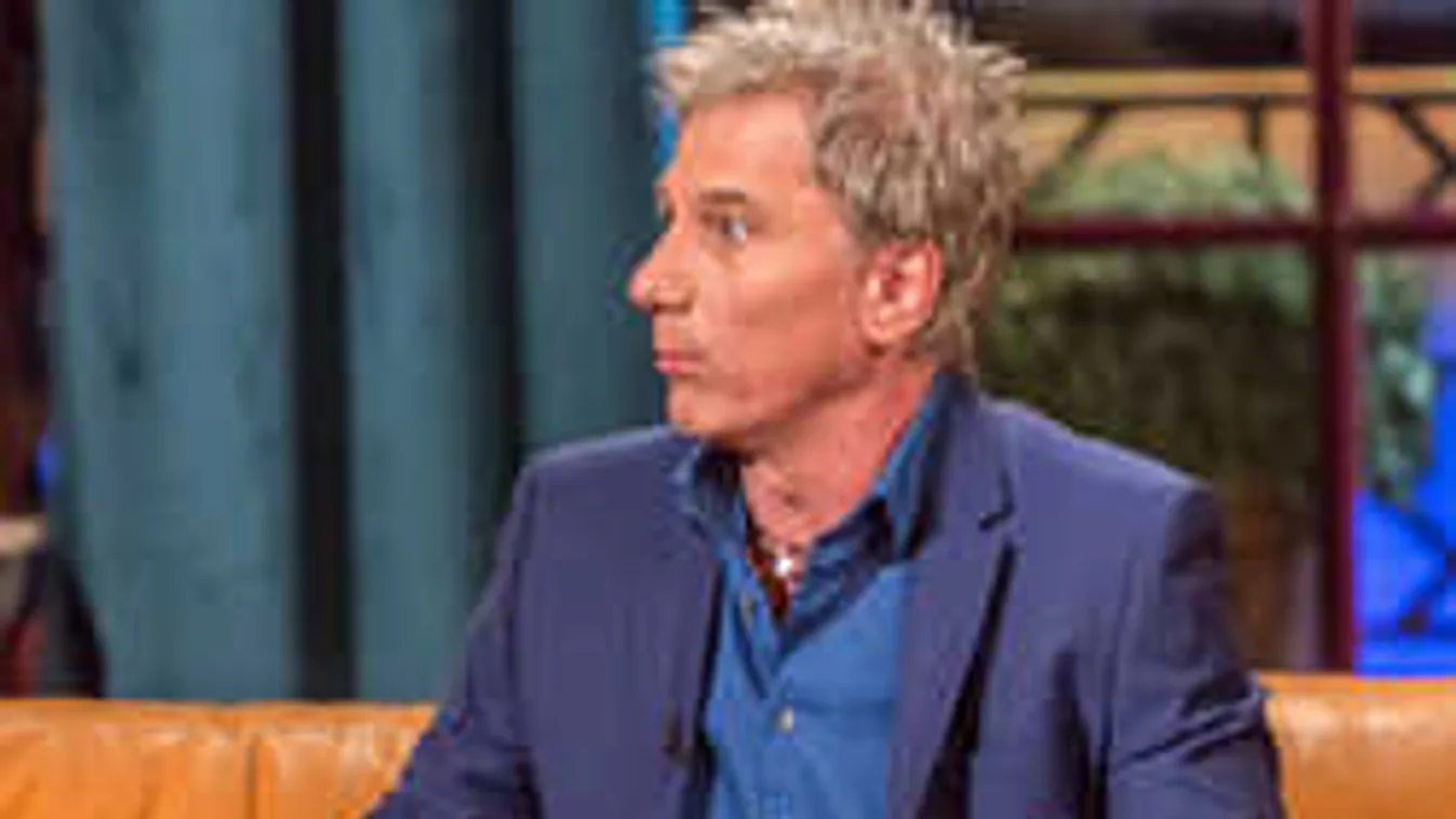 Ezért zárja el a tévét lánya elől Bochkor Gábor