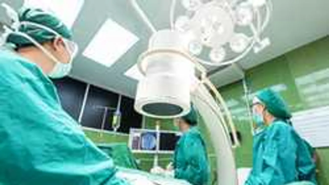 Hatalmasat hibáztak az orvosok: a műtőasztalon vérzett el a beteg